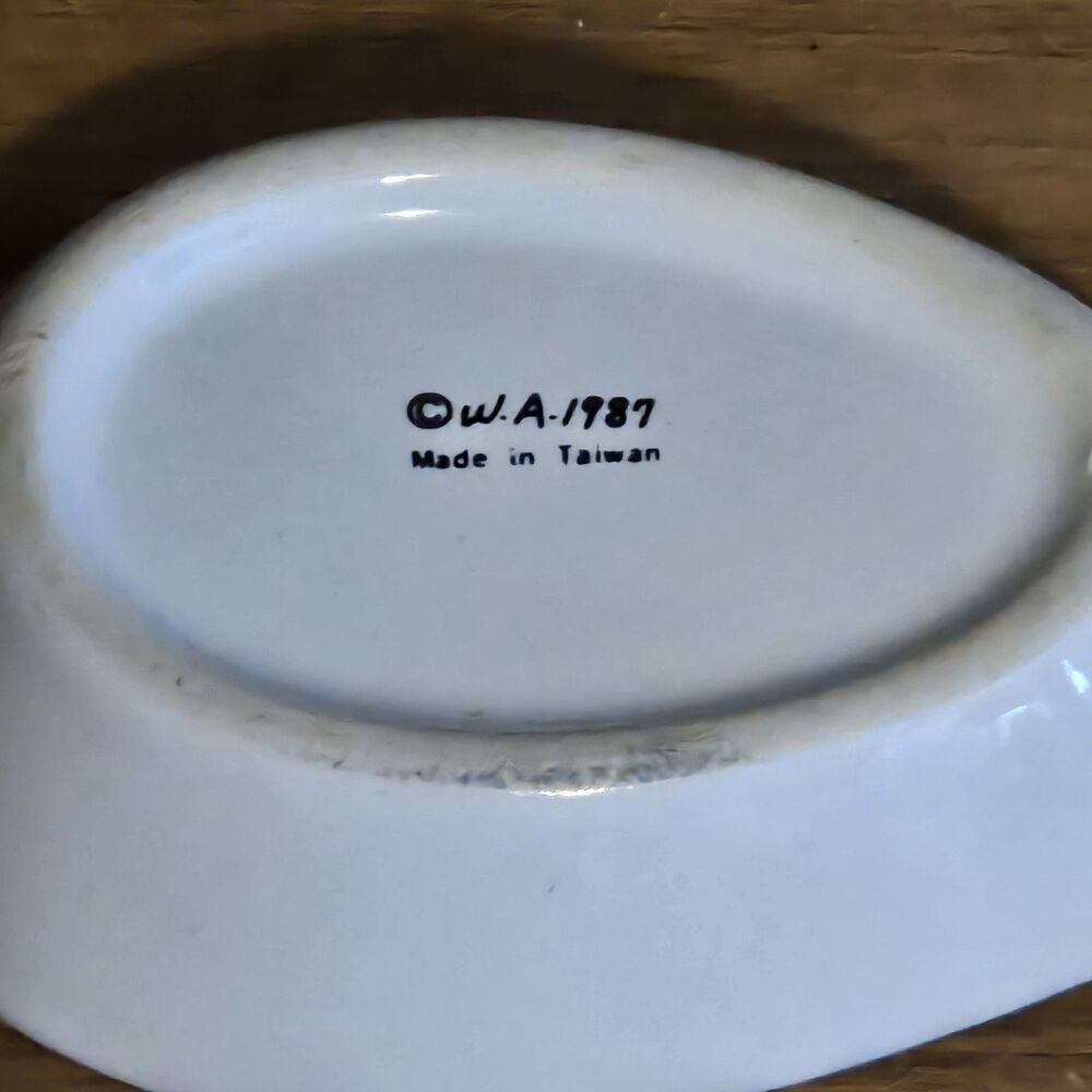Vintage Ceramic Blue & White Country Goose Bow Flowers Spoon Rest, 1987 W.A. - Picture 4 of 4